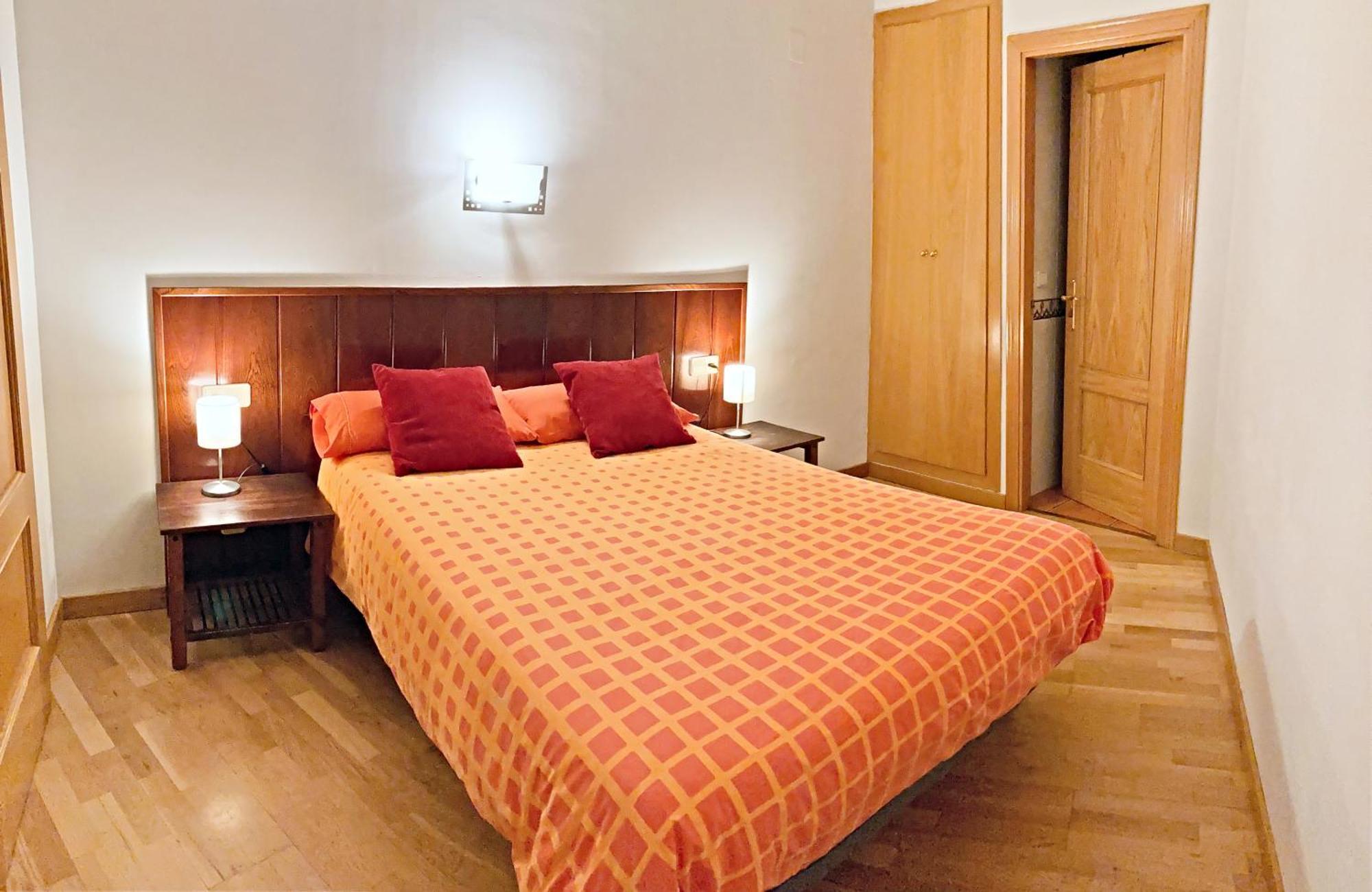 Apartamento Casovall Apartment Esterri D'Aneu Ngoại thất bức ảnh